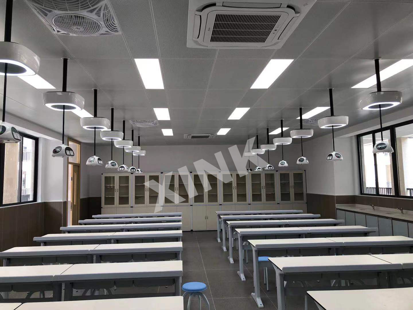 <a href='http://www.ombuyer.com/' target='1' style='font-size:14px; font-weight:bold; color:#0080ff;'>物理實驗室</a>