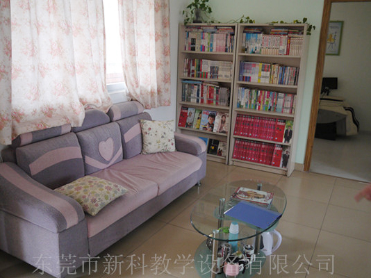 學(xué)校<a href='http://www.ombuyer.com' target='1' style='font-size:14px; font-weight:bold; color:#0080ff;'>心理咨詢室</a>
