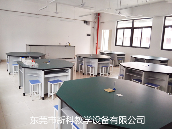 <a href='http://www.ombuyer.com/' target='1' style='font-size:14px; font-weight:bold; color:#0080ff;'>物理實(shí)驗(yàn)室</a>設(shè)備